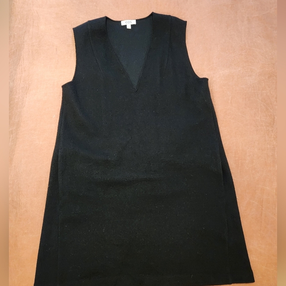 COS Black V-Neck Mini Dress - Picture 2 of 3